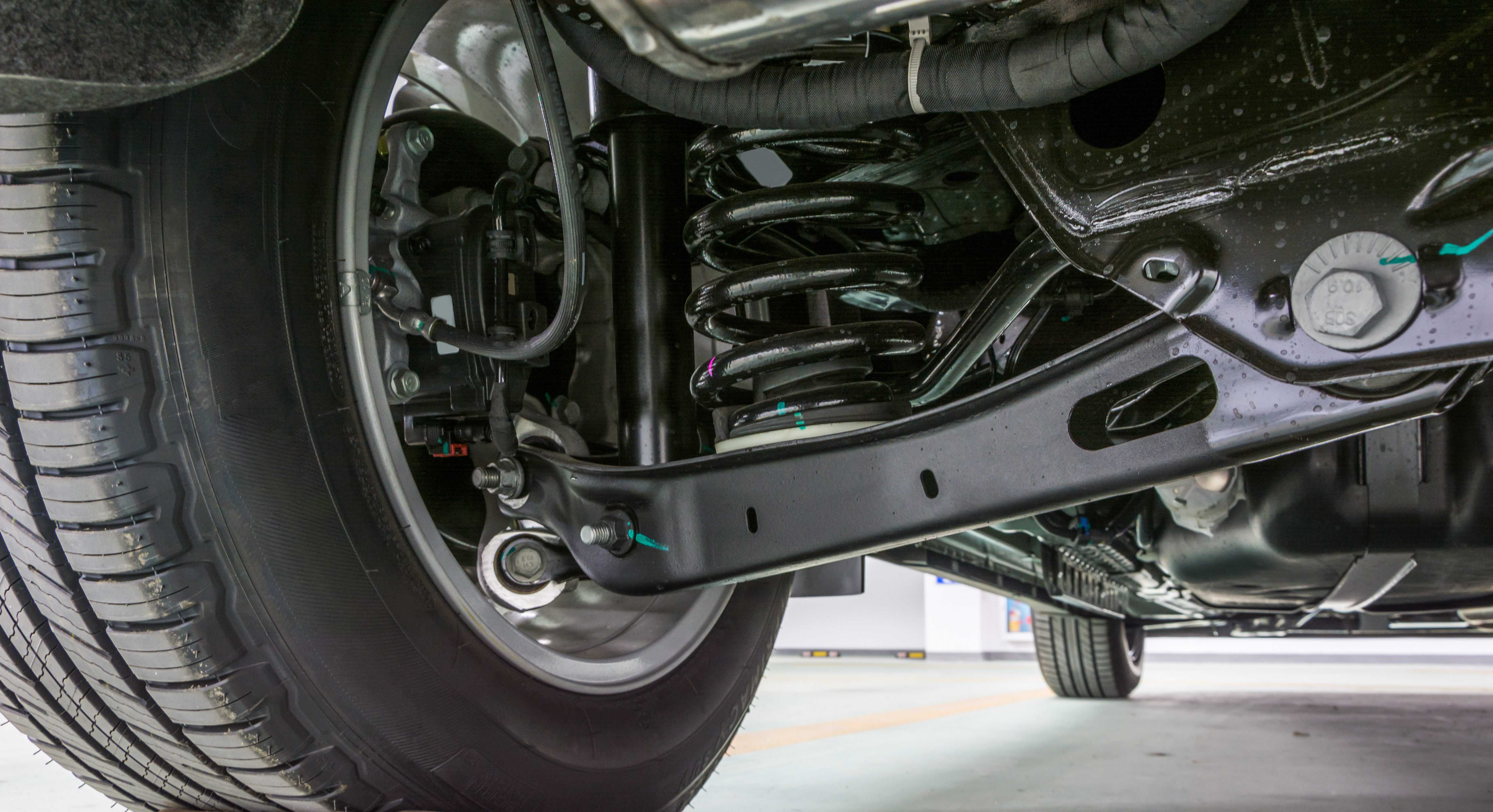 Why Tire Alignment is Key for a Smooth Ride (And Why You Shouldn’t Ignore It)